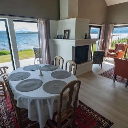 Holiday home Sjohuset Bodo